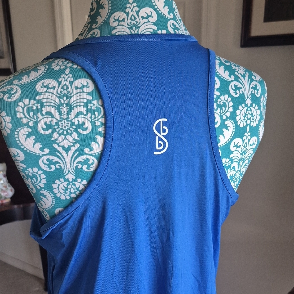 Sweat Resistant Tank - Picture 5 of 8